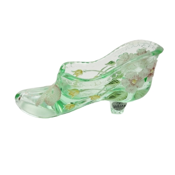 Vintage Fenton Sea Green Miniature Glass Shoe Handpainted and Signed - Picture 5 of 15